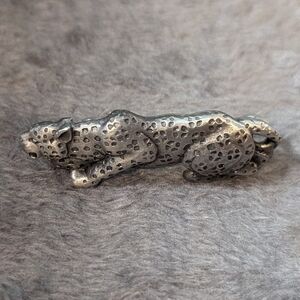 🐆 J.J. Vintage Silvertone Leopard Brooch Pin Figural Jaguar